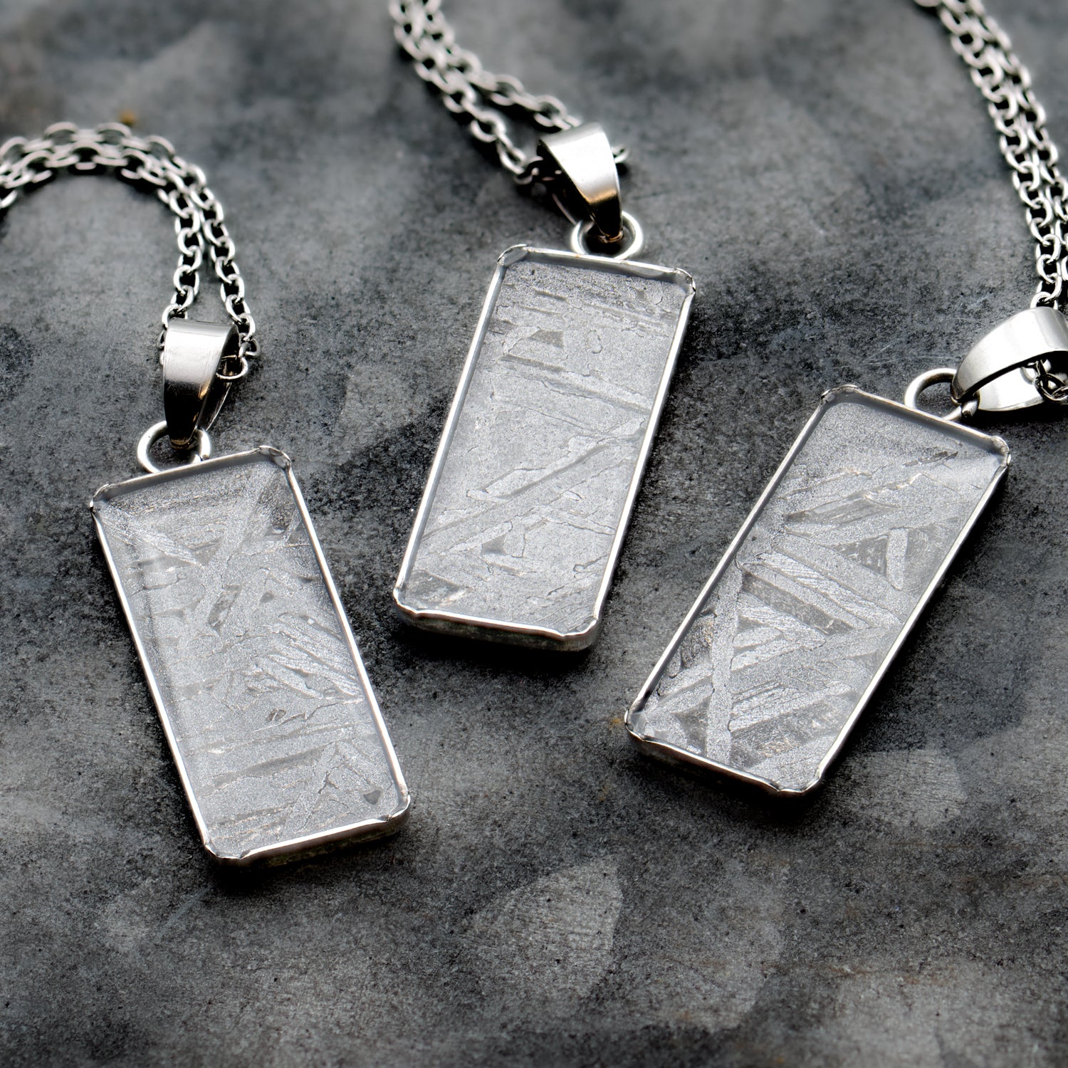 Aletai Meteorite Widmanstätten Pattern Rectangular Pendant - Image 7
